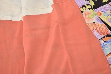 昭和初期　アンティーク　錦紗　花柄　着物(正絹、古布、縮緬)(R-047064)