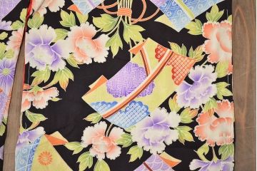 昭和初期　アンティーク　錦紗　花柄　着物(正絹、古布、縮緬)(R-047064)