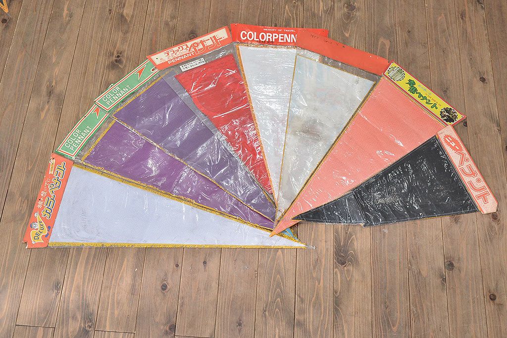 昭和レトロ　古いペナント113枚(東北自動車道、ポートピア、台湾、台北、観光土産)(R-047086)