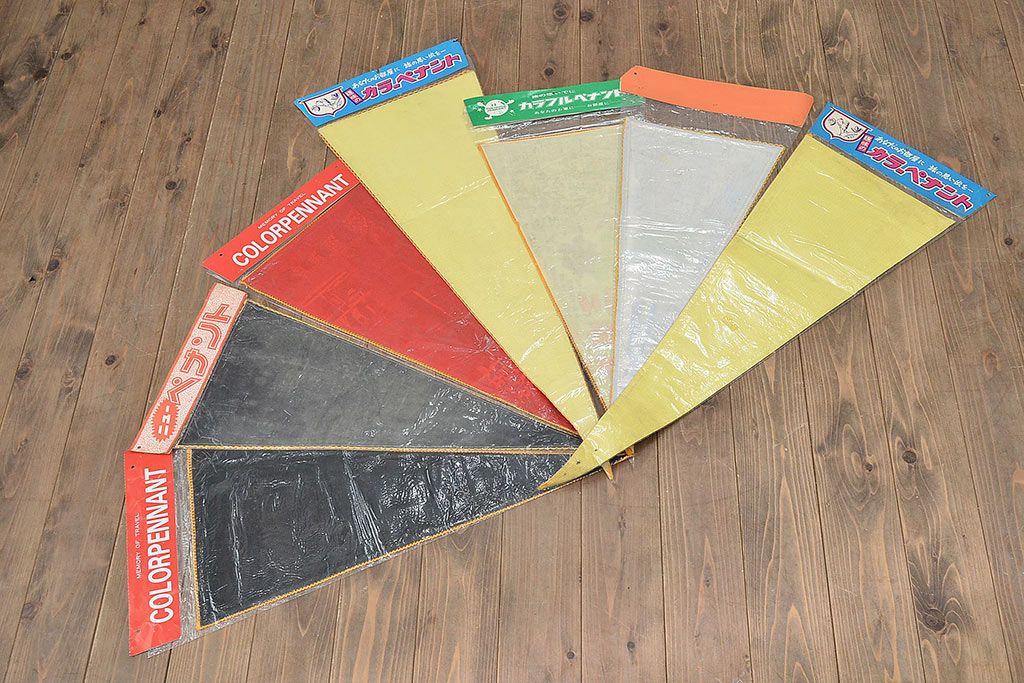 昭和レトロ　古いペナント113枚(東北自動車道、ポートピア、台湾、台北、観光土産)(R-047086)