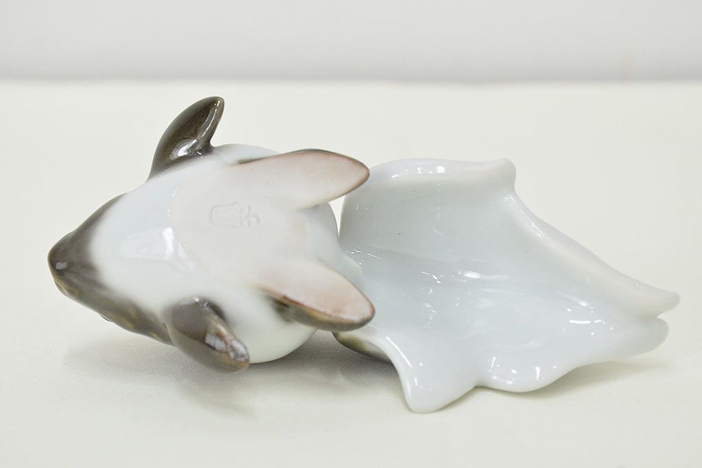 高木鳳子作　金魚一対　置物　共箱(磁器)(R-047087)