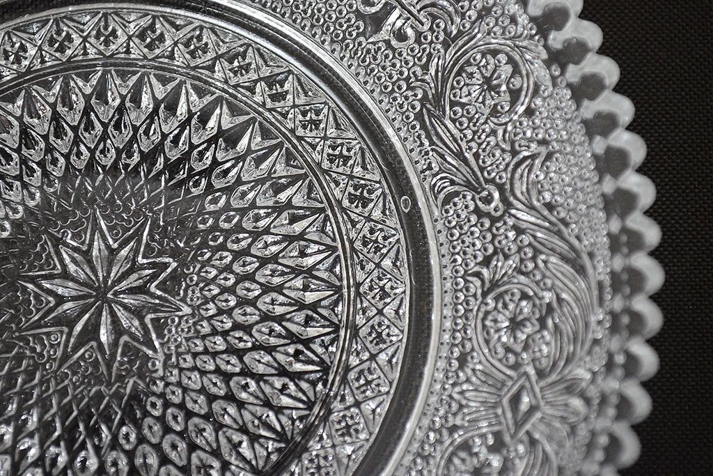 昭和初期　古いプレス小皿6枚(レース柄、プレート)(R-047088)