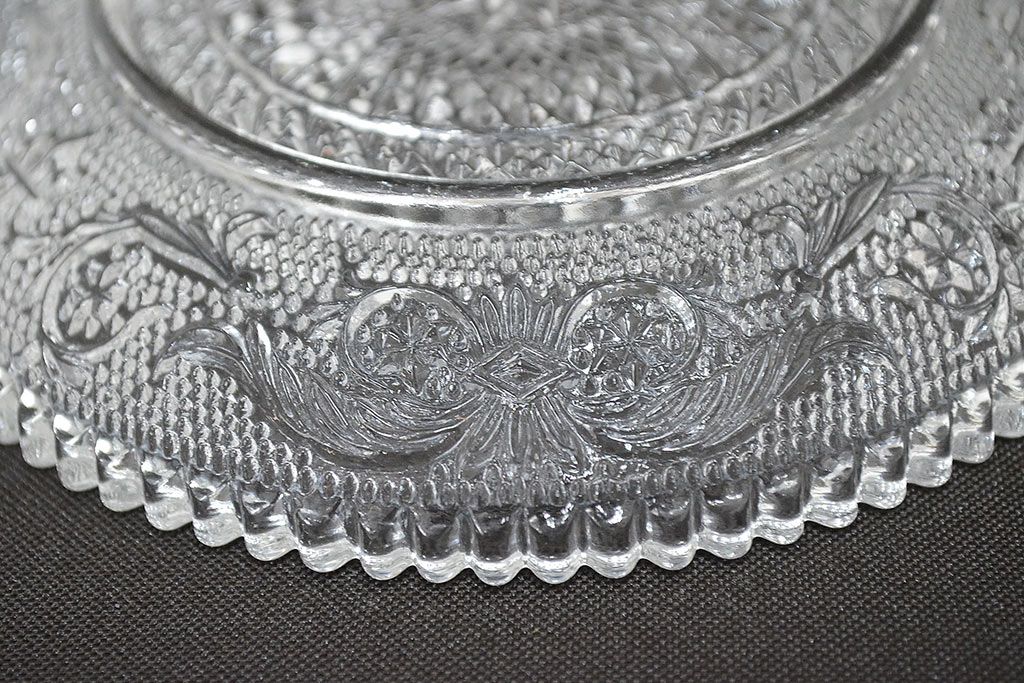 昭和初期　古いプレス小皿6枚(レース柄、プレート)(R-047088)