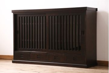 中古　旭川家具　北樹シリーズ　150K　樺材の濃い色合いが美しい茶棚(定価約27万円)(食器棚、サイドボード、収納棚)(R-047092)