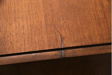 北欧ヴィンテージ　チーク材　丸みを帯びた取っ手がお洒落なサイドボード(収納棚、ビンテージ)(R-047093)