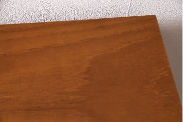 北欧ヴィンテージ　チーク材　木の温かみを感じるどっしりとしたサイドボード(収納棚、ビンテージ)(R-047094)