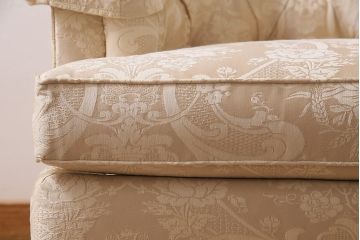 中古　DREXEL HERITAGE(ドレクセルヘリテイジ)　Upholstery(アップホルスタリー)　優美なひとときを演出する1人掛けソファ(定価約62万円)(シングル、アームソファ、チェア)(R-047111)