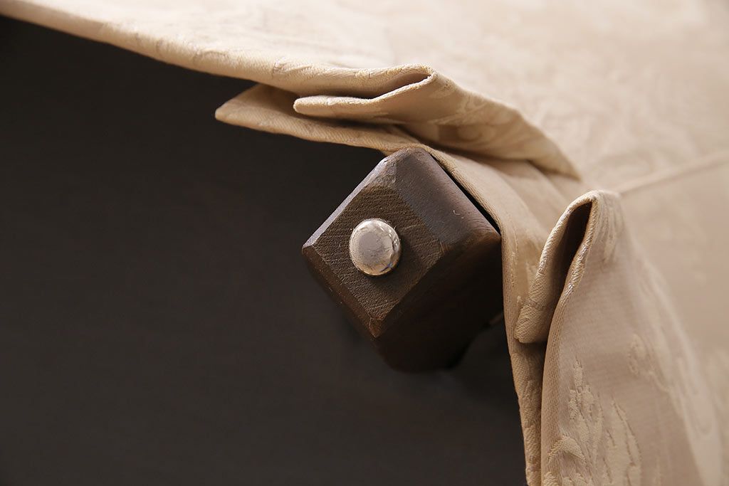 中古　DREXEL HERITAGE(ドレクセルヘリテイジ)　Upholstery(アップホルスタリー)　優美なひとときを演出する1人掛けソファ(定価約62万円)(シングル、アームソファ、チェア)(R-047111)