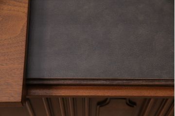 中古　DREXEL HERITAGE(ドレクセルヘリテイジ)　FRANCESCA(フランチェスカ)シリーズ　拡張式の天板が付いたサイドボード(サーバー、カウンター、収納棚)(R-047116)