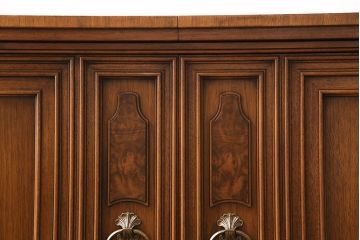 中古　DREXEL HERITAGE(ドレクセルヘリテイジ)　FRANCESCA(フランチェスカ)シリーズ　拡張式の天板が付いたサイドボード(サーバー、カウンター、収納棚)(R-047116)