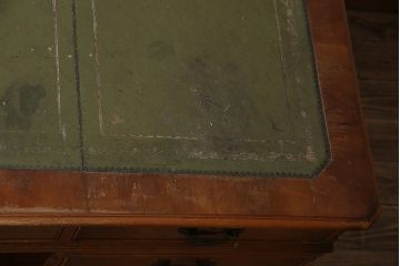 イギリスアンティーク　両面使いが出来るレザートップの両袖デスク(パートナーデスク、机、在宅ワーク、在宅用ワークデスク)(R-047117)