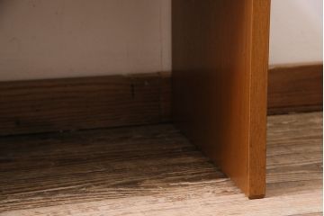 イギリスヴィンテージ　Austinsuite(オースティンスイート)　チーク材　　北欧スタイルにぴったりなスツール付きドレッサー(鏡台、ビンテージ)(R-047124)