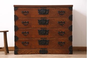 中古　伝統工芸　岩谷堂箪笥　天板リメイク・極厚手栗無垢材　ダイナミックな杢目を堪能できる衣装タンス(引き出し、チェスト)(R-047125)