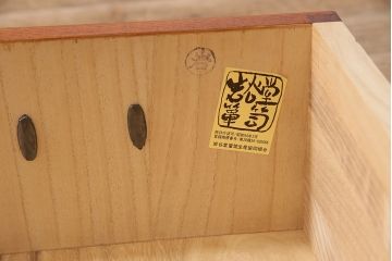 中古　伝統工芸　岩谷堂箪笥　天板リメイク・極厚手栗無垢材　ダイナミックな杢目を堪能できる衣装タンス(引き出し、チェスト)(R-047125)