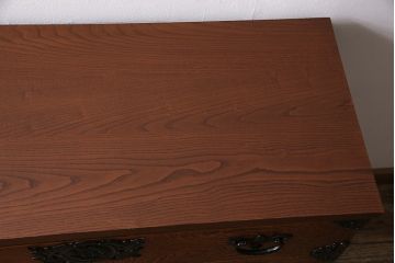 中古　伝統工芸　岩谷堂箪笥　天板リメイク・極厚手栗無垢材　ダイナミックな杢目を堪能できる衣装タンス(引き出し、チェスト)(R-047125)