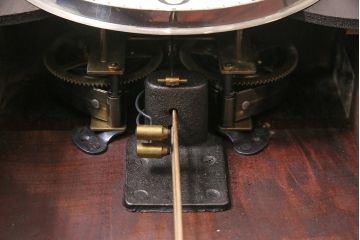 ヴィンテージ時計　昭和中期　Meiji(明治時計社)　21DAY　手巻き式　コントラストが格好良い振り子時計(掛け時計、柱時計、古時計、ビンテージ)(R-047129)