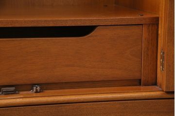 中古　DREXEL HERITAGE(ドレクセルヘリテイジ)　Triune(トライユン)シリーズ　マホガニー材が美しいワードローブ(引き出し付き、キャビネット、収納棚、戸棚)(定価約90万円)(R-047143)