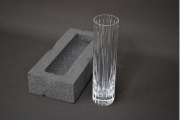 フランス　バカラ　フラワーベース19.5cm(Baccarat、フルレッドクリスタルガラス、花瓶、花器)(R-047152)