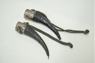 明治〜大正　水牛彫金提物(根付金工)(R-047153)