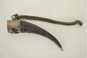 明治〜大正　水牛彫金提物(根付金工)(R-047153)