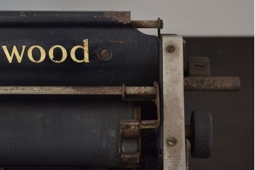 アメリカ　ビンテージ　Underwood(アンダーウッド)タイプライター(R-047157)