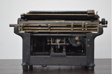 アメリカ　ビンテージ　Underwood(アンダーウッド)タイプライター(R-047157)