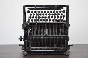 アメリカ　ビンテージ　Underwood(アンダーウッド)タイプライター(R-047157)