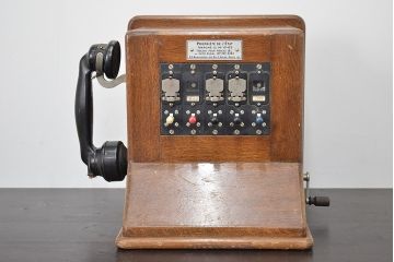 フランス　PROPRIETE　DE　L'ETAT　ビンテージ電話(R-047158)