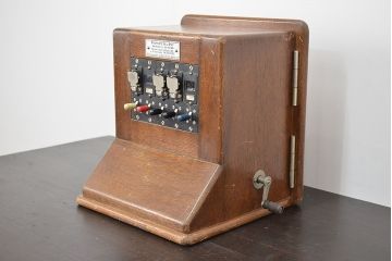 フランス　PROPRIETE　DE　L'ETAT　ビンテージ電話(R-047158)