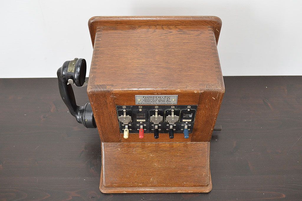 フランス　PROPRIETE　DE　L'ETAT　ビンテージ電話(R-047158)