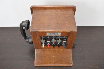 フランス　PROPRIETE　DE　L'ETAT　ビンテージ電話(R-047158)