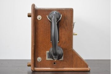 フランス　PROPRIETE　DE　L'ETAT　ビンテージ電話(R-047158)