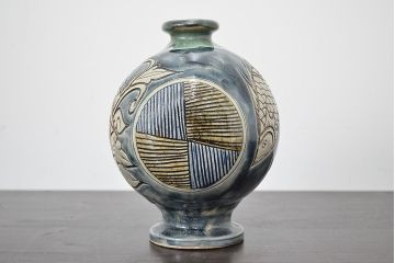 壺屋焼　金城敏男　花瓶など3点(魚文、金城次郎?、琉球)(R-047162)