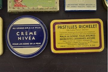 フランスビンテージ　ブリキ缶など23個(アンティーク、小物入れ)(R-047175)