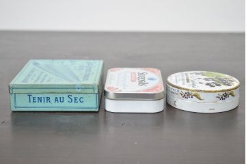 フランスビンテージ　ブリキ缶など23個(アンティーク、小物入れ)(R-047175)