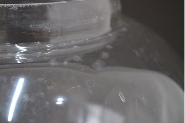 レトロ雑貨　昭和レトロ　丸いフォルムが愛らしい地球瓶(ガラス瓶、ガラスビン)(R-047178)