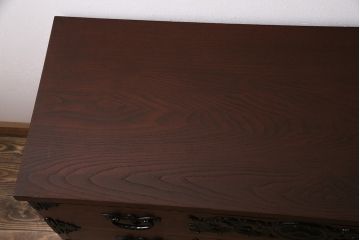 中古　伝統工芸　岩谷堂箪笥　天板リメイク・極厚手栗無垢材　ダイナミックな木目と豪華な金具が魅力の衣装タンス(和タンス、引き出し、チェスト、テレビ台)(R-047199)