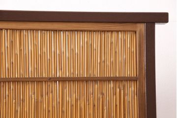 中古　民芸家具　高級品!見た目にも涼やかな桑材製の衝立(葦戸、よし戸、パーテーション)(R-047232)
