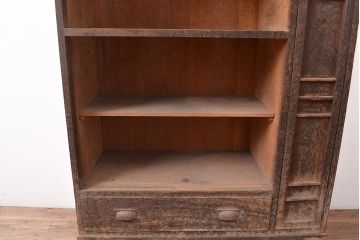 和製アンティーク　ヒノキ材の使い込まれた風合いと升格子が趣あふれる収納棚(下駄箱、戸棚、キャビネット)(R-047233)