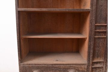 和製アンティーク　ヒノキ材の使い込まれた風合いと升格子が趣あふれる収納棚(下駄箱、戸棚、キャビネット)(R-047233)