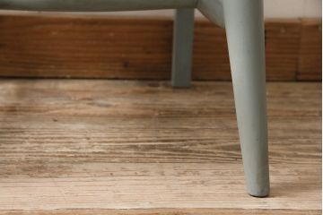 中古　北海道民芸家具　リメイク　当店ペイントで可愛らしく仕上げた小さなチェア(子供椅子)(R-047235)