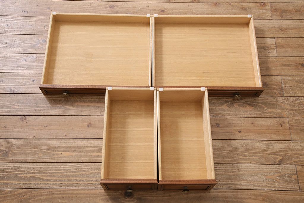 中古　DREXEL HERITAGE(ドレクセルヘリテイジ)のTriune(トライユン)シリーズ!クラシカルな佇まいが魅力のデスク(ワークデスク、机、在宅ワーク、在宅用)(定価約34万円)(R-047239)