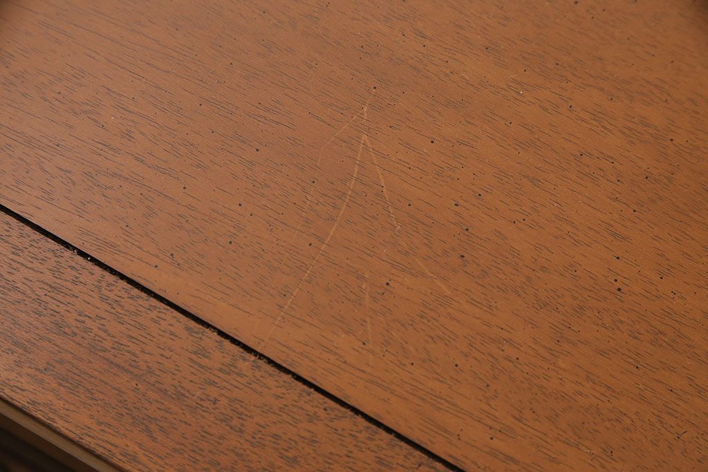 中古　DREXEL HERITAGE(ドレクセルヘリテイジ)のTriune(トライユン)シリーズ!クラシカルな佇まいが魅力のデスク(ワークデスク、机、在宅ワーク、在宅用)(定価約34万円)(R-047239)