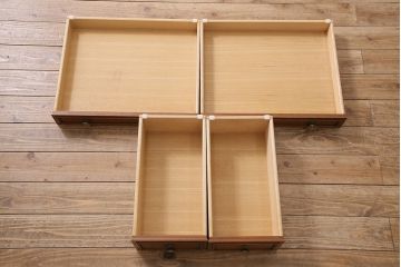 中古　DREXEL HERITAGE(ドレクセルヘリテイジ)のTriune(トライユン)シリーズ!クラシカルな佇まいが魅力のデスク(ワークデスク、机、在宅ワーク、在宅用)(定価約34万円)(R-047239)