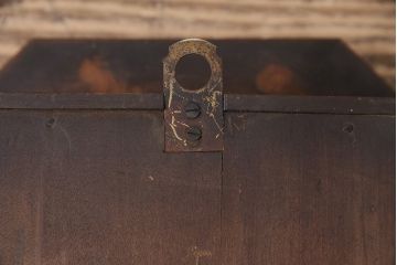 アンティーク時計　PENDULUM OCTAGON　細かい彫が上品さを演出する八角合長のゼンマイ式掛け時計(振り子時計、柱時計)(R-047248)