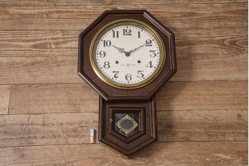 アンティーク時計 電池式　針のデザインがお洒落な八角柱時計(掛け時計)(R-047249)