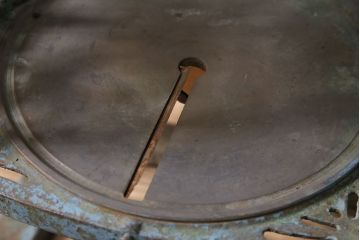 ジャンク品 アンティーク雑貨 帝農社製 T.N.ICE PLANER ミカド式 レトロで凝ったデザインが魅力的な手動式かき氷機(氷削機、手回し、ディスプレイ)(R-047251)