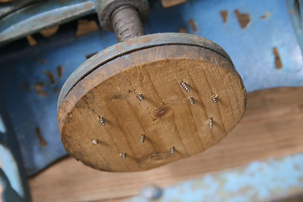 ジャンク品 アンティーク雑貨 帝農社製 T.N.ICE PLANER ミカド式 レトロで凝ったデザインが魅力的な手動式かき氷機(氷削機、手回し、ディスプレイ)(R-047251)