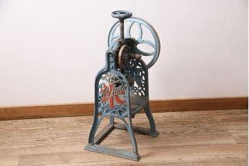 ジャンク品　アンティーク雑貨　帝農社製　T.N.ICE PLANER　ミカド式　レトロで凝ったデザインが魅力的な手動式かき氷機(氷削機、手回し、ディスプレイ)(R-047251)