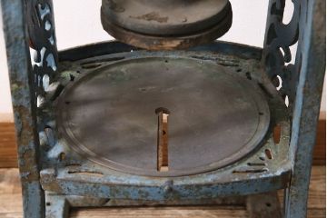 ジャンク品　アンティーク雑貨　帝農社製　T.N.ICE PLANER　ミカド式　レトロで凝ったデザインが魅力的な手動式かき氷機(氷削機、手回し、ディスプレイ)(R-047251)